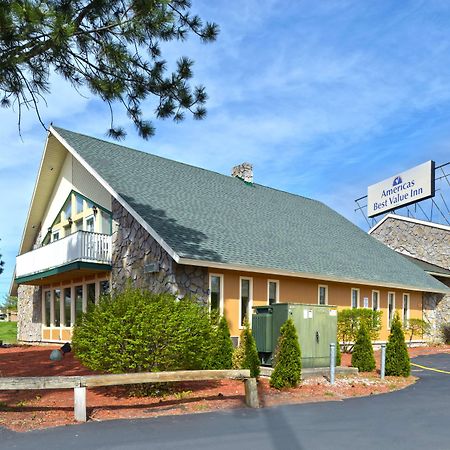 Americas Best Value Inn Plattsburgh Ngoại thất bức ảnh