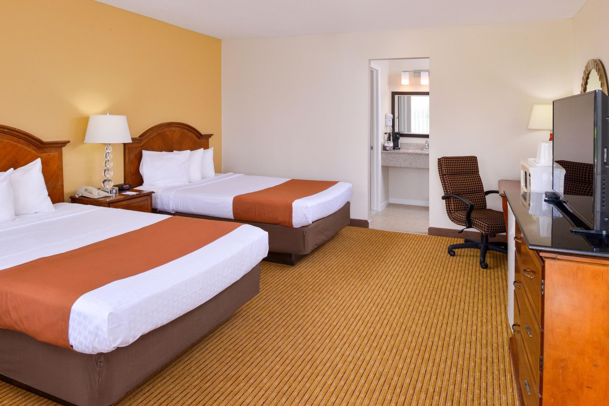 Americas Best Value Inn Plattsburgh Ngoại thất bức ảnh