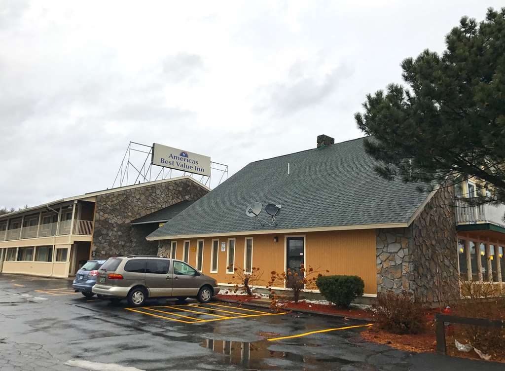 Americas Best Value Inn Plattsburgh Ngoại thất bức ảnh